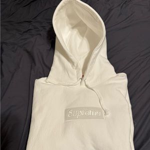 Supreme hoodie